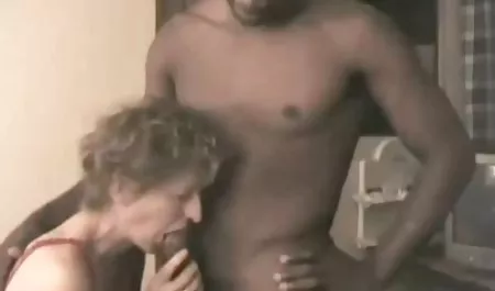 في سن جنس اجنبي متحرك المراهقة المشاغب يريد أن نائب الرئيس