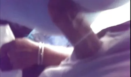 فاتنة الآسيوية الساخنة هو امتصاص جيد وجمل افلام جنساجنبي لعق