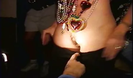 18 سنة من العمر نحيل شقراء في سن المراهقة اللعب مع بوسها سكس اجنبي الجنس الثالث 3