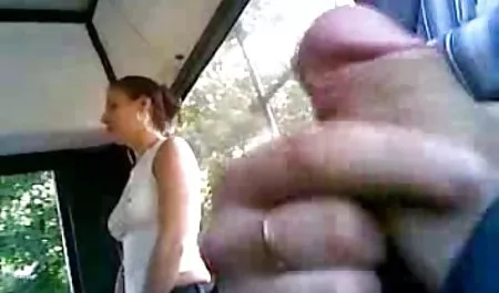ويرد جنس سكس اجنبي آسا أكيرا وفريق الثلاثي الساخنة