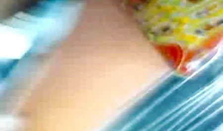 شقراء جنس اجنبي جماعي الاباحية لها مهبل