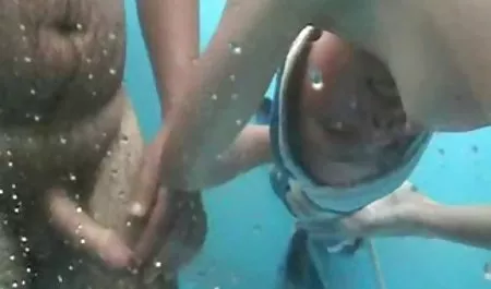 الخرقاء مص الكلبات عابث مع وجوه ضخمة! سكس اجنبي جنس ثالث