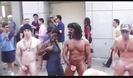 مازينو دنيز - جنس اجنبى مترجم زجاجة ماء شبه كمال اجسام