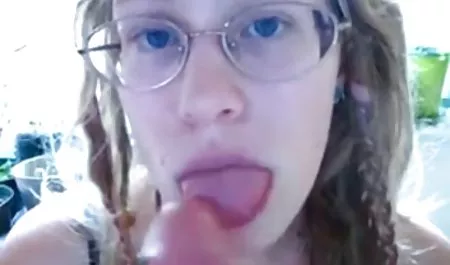 غريب أمي مشاهدة نظرة و جنساجنبي