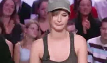 فاتنة ياسمين الذهب وجين يمارس الجنس مع دسار مقاطع فيديو جنس اجنبي